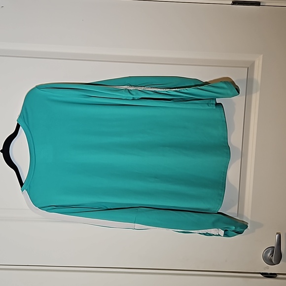 Avia Green Long Sleeve Top with White Stripes - Picture 5 of 5
